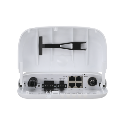 UBIQUITI - Controlador de carga MPPT SunMax Solar Point 24V 7A para exterior con switch PoE pasivo 24V integrado para alimentar equipos airMAX