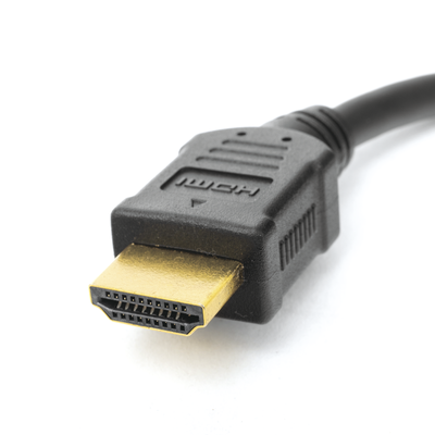 EPCOM POWERLINE - Cable HDMI de 5 Metros (16.40 pies) (High Speed) / Resolución 4K / Soporta Canal de Retorno de Audio (ARC)/ Soporta 3D / Blindado para Reducir Interferencia / Chapado en Oro / Alta Resistencia y Durabilidad.
