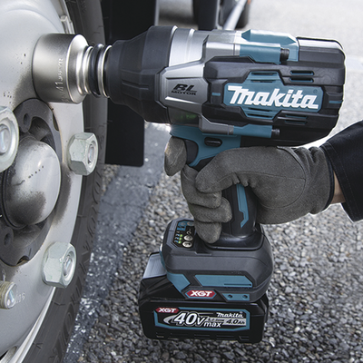 MAKITA - Llave de Impacto BL 40 V máx. XGT 3/4" 4 Velocidades eléctricas 0 A 1900-2200-2400- 0 a 2500 ipm. Incluye 2 baterías Li-ION, cargador rápido y maletín Makpac.