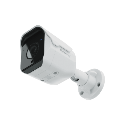 SYNOLOGY - Cámara de Vigilancia BC500 | 5 Megapíxeles (2880x1620) | Lente 2.8 mm (110° H) | Visión Nocturna 30 mts | IP67 | IA para Detección de Personas y Vehículos | Compatible con Surveillance Station | Almacenamiento en mic