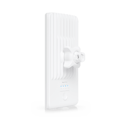 UBIQUITI - Wave AP Micro – Punto de Acceso PtMP de 60 GHz + 5 GHz Cobertura Sectorial de 90°,  Capacidad para 31 Clientes, Rendimiento de hasta 5 Gbps