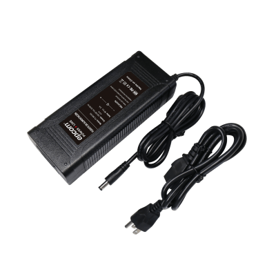 EPCOM POWERLINE - Fuente de poder / 36 Vcc Regulados / 5 Amp / Voltaje de Entrada de 100 - 240 VCA