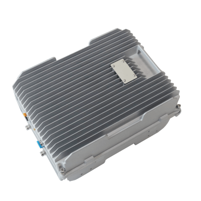 EPCOM - Amplificador de Señal Celular / Cobertura 5 km / 20 Watts / Banda 5 850 MHz / Ganancia 95 dB / IP65 / Monitoreo USB