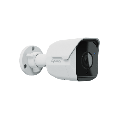 SYNOLOGY - Cámara de Vigilancia BC500 | 5 Megapíxeles (2880x1620) | Lente 2.8 mm (110° H) | Visión Nocturna 30 mts | IP67 | IA para Detección de Personas y Vehículos | Compatible con Surveillance Station | Almacenamiento en mic