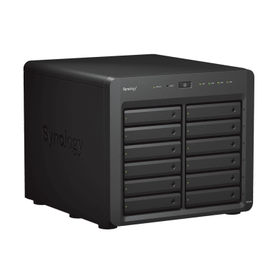 SYNOLOGY - NAS Synology DiskStation DS2422+ | 12 Bahías | Expandible a 24 Bahías | Procesador AMD Ryzen Quad-Core | Hasta 32 GB DDR4 ECC | Caché NVMe SSD | Redes 10/25GbE | Compatible con Virtualización y Vigilancia.