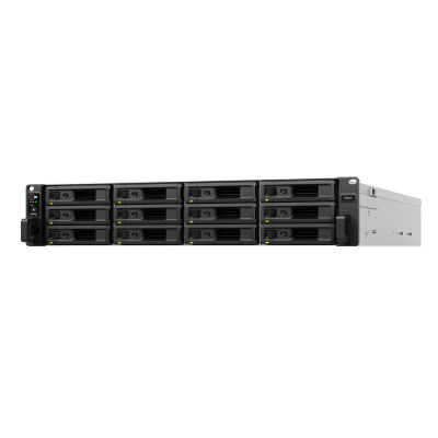 SYNOLOGY - Servidor de Almacenamiento / 12 Bahías / Expansible a 96 Bahías / 1.728 PB / 6,200/3,000 MB/s / 10GbE / DDR4 ECC 16 GB