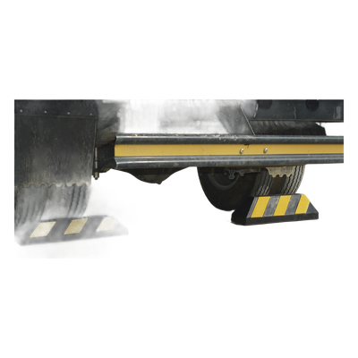 ACCESSPRO - Tope Vehicular / 55 cm (1.8 ft) / Carga 5 Ton / Caucho Rígido / Bandas Reflejantes / Negro-Amarillo