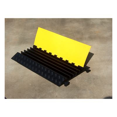 ACCESSPRO - Protector de Cable / 5 Canales / Capacidad 4.6 Toneladas / Canal 38x35 mm / Longitud 90 cm / Rango -45℃ a 60℃