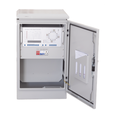 ACCESSPRO - Controlador de tráfico / 22 salidas independientes / 85-265 VAC / 10 W / Diseño modular por intersección