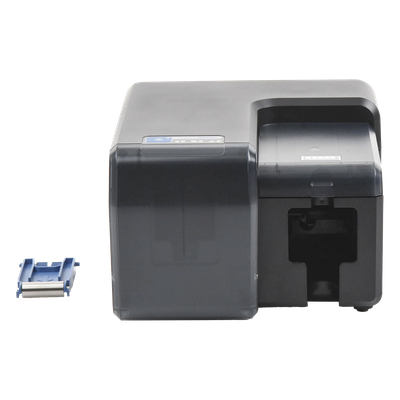 HID - Impresora de Tarjetas / Inyección de Tinta Térmica / 600 x 1200 dpi / Borde a Borde / Una Cara / CR80