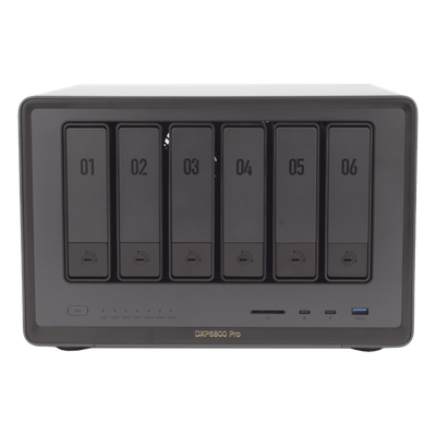 UGREEN - NAS / 6 Bahías + 2 NVMe / Intel i5 / Thunderbolt 4 / 10GbE / DDR5 64GB / HDMI