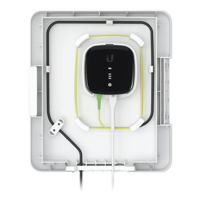 UBIQUITI - Caja Terminal de Fibra Óptica para Exterior / IPX5 / Montaje en Poste Ø35-60 mm (1.38-2.36') / Policarbonato UV / 249×218×60 mm (9.8×8.6×2.4')