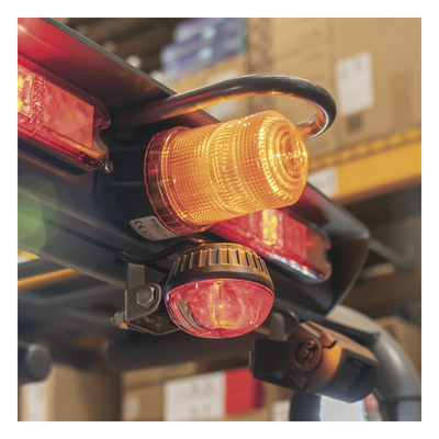 ECCO - Mini Burbuja LED / Rango 12-80 VCC / IP66/67 / 8 Destellos 70 FPM / SAE J845 Clase III / Montaje Permanente