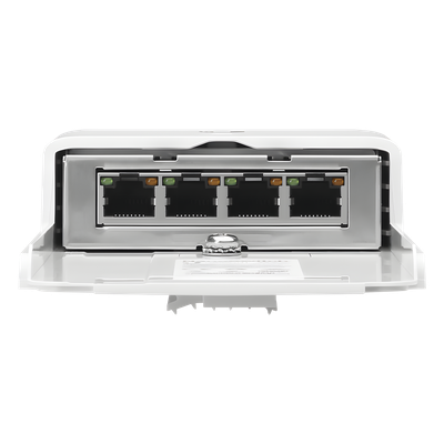 UBIQUITI - Switch PoE de Paso para Exterior / 4 Puertos Gigabit / 24V PoE / IP67 / -30°C a 70°C / 4 Gbps Throughput