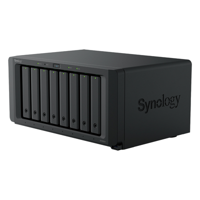SYNOLOGY - NAS Empresarial / 8 Bahías / AMD Ryzen V1500B / 8 GB DDR4 ECC / 2 Puertos 2.5GbE / Expansión 10GbE/25GbE / Caché M.2 NVMe / Lectura 2,239 MB/s