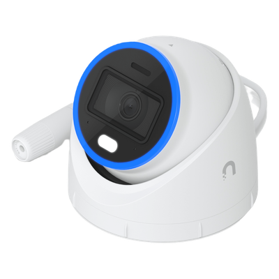 UBIQUITI - Cámara IP Turret / 4K 8 Megapixel / Ángulo Ultra-Ancho 109.9° / IR 40 m (131.2 ft) / AI Reconocimiento Facial y de Matrículas / LED Visión Nocturna a Color / Audio Bidireccional / IP66 IK08 / PoE+