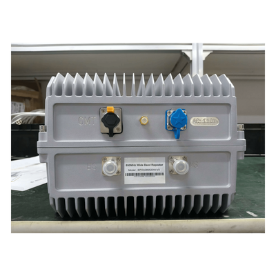 EPCOM - Amplificador de Señal Celular / Cobertura 5 km / 20 Watts / Banda 5 850 MHz / Ganancia 95 dB / IP65 / Monitoreo USB