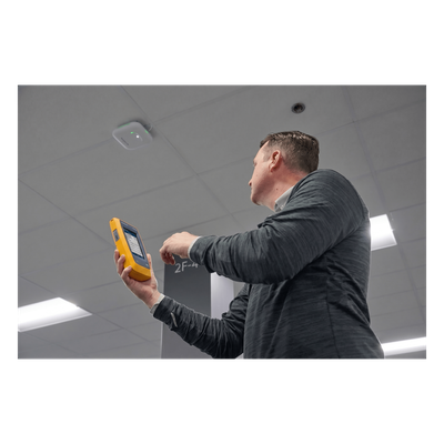FLUKE NETWORKS - Calificador de Red y Wi-Fi / Verificación de Cables hasta 10GBASE-T / Análisis Wi-Fi 6E / Diagnóstico de Switch y PoE Clase 8 / Pantalla Multitáctil 800 × 480