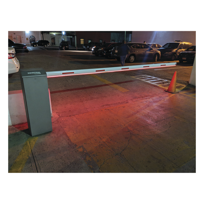 ACCESSPRO - Barrera vehicular derecha / Soporta Brazo de hasta 3 m / Apertura en 1.5 s / Final de Carrera Ajustable por Programación /