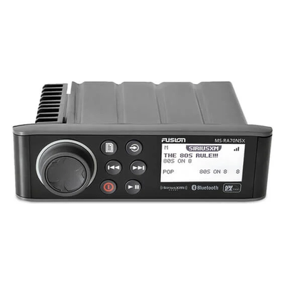 GARMIN - Sistema de Audio Marino / Pantalla LCD Monocroma 2.6" / Multi-Zone 2 Zonas / Potencia Pico 200 W / Bluetooth y ANT / IPX7 / USB