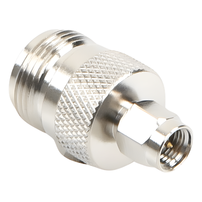 EPCOM - Kit PLUS de Amplificador de Señal Celular 5G / Penta Banda / Soporta 2G, 3G, 4G y 5G / Compatible con TELCEL, AT&T, MOVISTAR y OMV / Cobertura hasta 250 m2 / Incluye Antenas, Jumpers coaxiales y mástil.