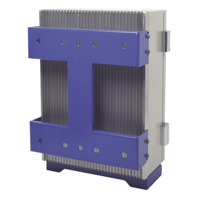 EPCOM - Amplificador Celular Exterior / Banda 2 / 1900 MHz / 85 dB de Ganancia / 5 W de Potencia / Cobertura hasta 2 km (1.24 mi) / 2G y 3G