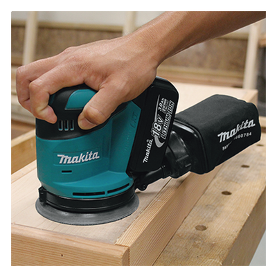 MAKITA - Lijadora orbital inalámbrica / 18V / 3 velocidades 7,000-11,000 OPM / Órbita 1/8" / Disco 125mm (5") / Peso 1.4-1.7 kg (3-3.7 lbs)