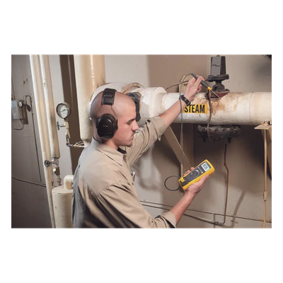 FLUKE - Multímetro Digital / True RMS / 6000 Counts / CAT III 1000V CAT IV 600V / Precisión 0.09% CC / Gráfico de Barras / Medición Temperatura -40°C a +400°C