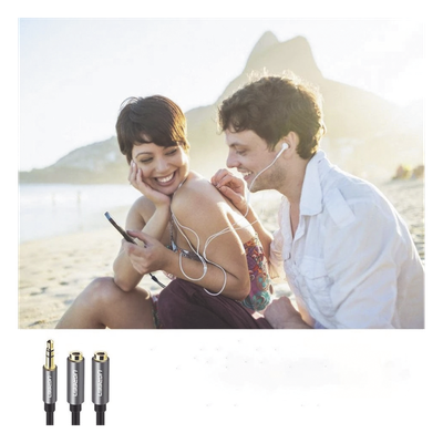 UGREEN - Divisor de Audio / 3.5mm Macho a 2x 3.5mm Hembra / 25 cm (0.82 pies) / TPE / Negro