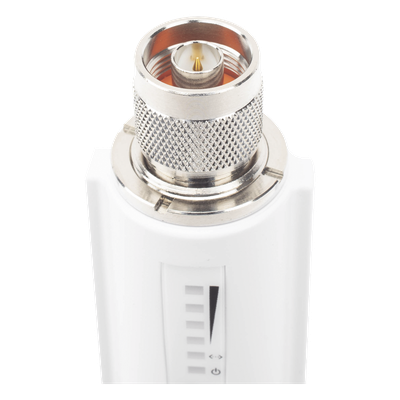 UBIQUITI - Radio airMAX / 2.4 GHz / 100 Mbps / PoE 24V / -40°C a 80°C / 152x37x31 mm