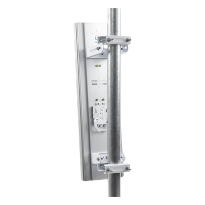 UBIQUITI - Antena Sectorial / 5 GHz / 22 dBi / Cobertura Horizontal 45° / 5.150 - 5.875 MHz / Montaje Universal