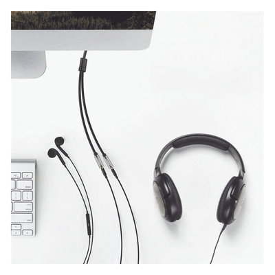 UGREEN - Divisor de Audio / 3.5mm Macho a 2x 3.5mm Hembra / 25 cm (0.82 pies) / TPE / Negro