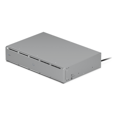 UBIQUITI - UPS Rackmount 2U / 1.5 kVA 1000 W / 8 Contactos NEMA 5-15R / Batería Reemplazable 216 Wh / Autonomía 8 Minutos / Gestión Ethernet