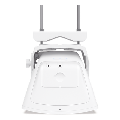 UBIQUITI - Punto de Acceso PtMP / 60 GHz + 5 GHz / 5.4 Gbps / Cobertura Sectorial 30° / Alcance 8 km (26,246.7 ft) / 31 Clientes / SFP+ 10G