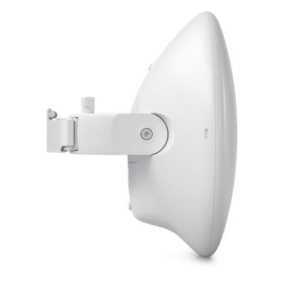 UBIQUITI - Radio Enlace 60 GHz / 2 Gbps Full Duplex / Respaldo 5 GHz / Antena 41 dBi / PoE 48V / GPS Integrado