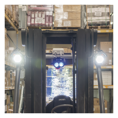 ECCO - Luz de Trabajo LED / 1000 Lúmenes / Voltaje Universal 12-80 VCC / IP67 / Montaje Fijo 3.3 x 3.3 x 2.1 in