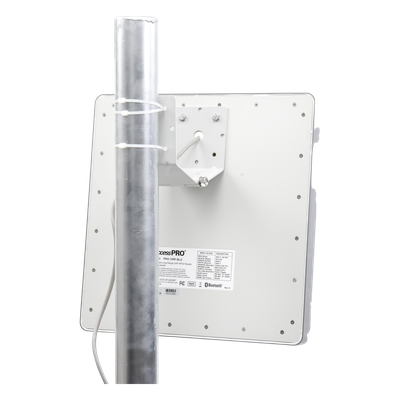 ACCESSPRO - Lector RFID UHF / Alcance 12 m (39.4 ft) / Antena 12 dBi / Bluetooth / Wiegand 26 Bits / -20 a 80 °C